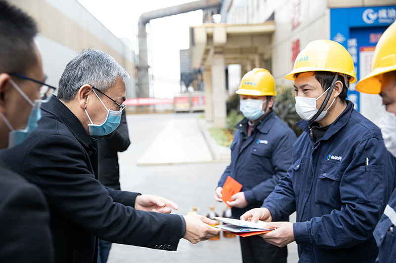 抗击疫情 心系员工 市总工会送来温暖(图2)