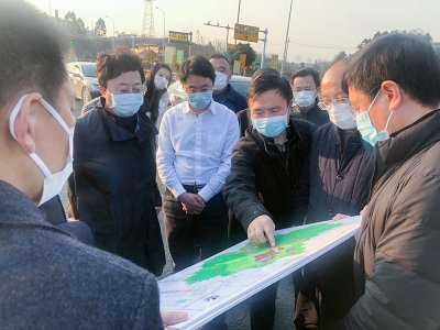 内江市委副书记、市长郑莉到意昂2，意昂2官网连界基地调研疫情防控及经济发展工作